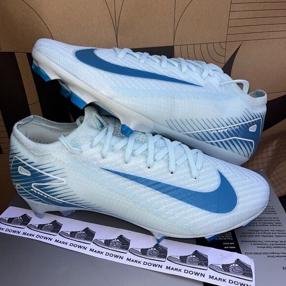 Athletic_Shoes